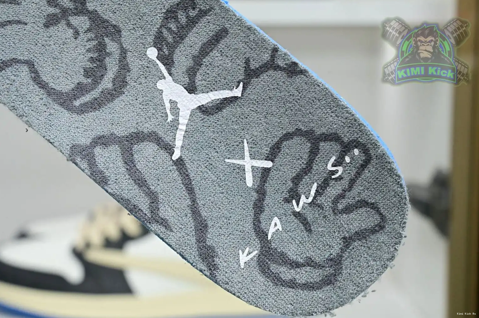 4 Kimikick kaws Jordan Jordan Air retro 0722